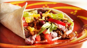 Буррито с фаршем и фасолью