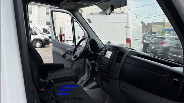 2015 Mercedes-Benz Sprinter Cargo Vans EXT Van VIN: WD3PE8CC7F5992583 смотреть онлайн