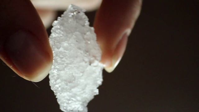 ЭКСПЕРИМЕНТ #3/ КАК ВЫРАСТИТЬ КРИСТАЛЛ в домашних условиях из лимонной кислоты смотреть онлайн