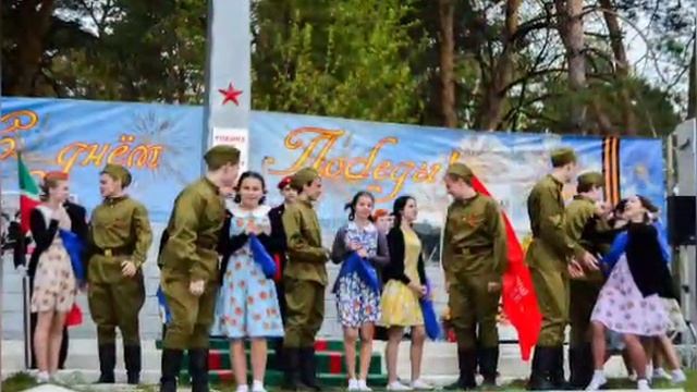 Студия танца В режиме детства" Васильевского МФЦ-  руководитель Зверева Марина Александровна.