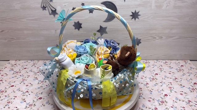 Букет из детской одежды в корзине смотреть онлайн