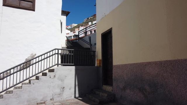 Столица Сан-Себастьян-де-Ла-Гомера, остров Ла Гомера, Канарские острова, Испания. смотреть онлайн