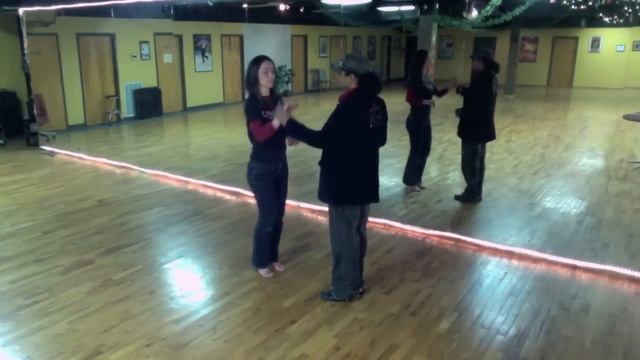 How Do You Do Basic Bachata | Dominican Bachata Steps | Learn How To Dance Dominican Bachata смотреть онлайн