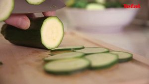 Сковорода Tefal с титановым покрытием Titanium Excellence - надежность и прочность. Попробуйте сами