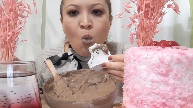 мой завтрак : Бутерброд с шоколадным кремом? смотреть онлайн