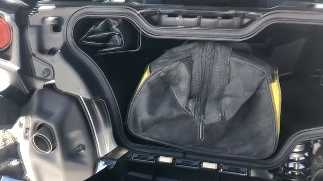 2017 Can Am Outlander Max 1000R XT-P Walkaround/Specs смотреть онлайн