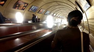 Cтанция метро «Цветной бульвар». Эскалатор