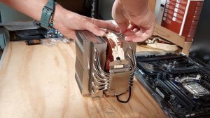 How to install a Noctua NH-D15 on a LGA1700 socket (Intel 12th and 13th generation)