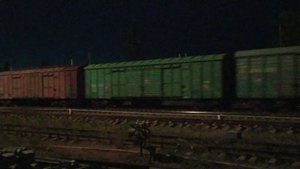 VID_20240512_211207.mp4. 2ТЭ25Км - 0270 с грузовым поездом.