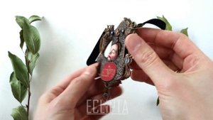 Кулон Кукла из полимерной глины, скульптурная миниатюра. Авторская ручная работа ECLIPTA jewelry