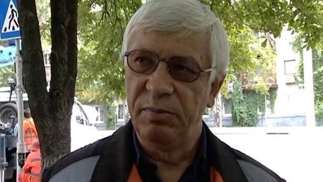 В Донецке начался ремонт светофоров (Видео) смотреть онлайн