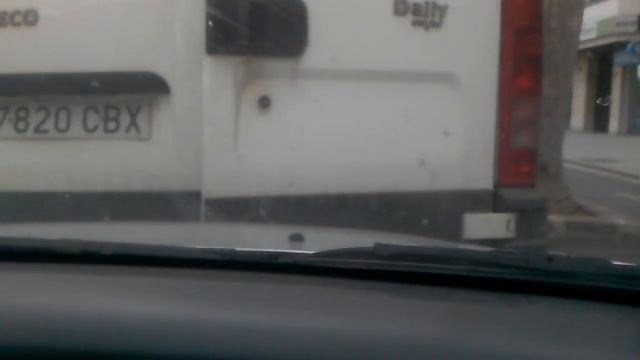 парковка в Валенсии смотреть онлайн