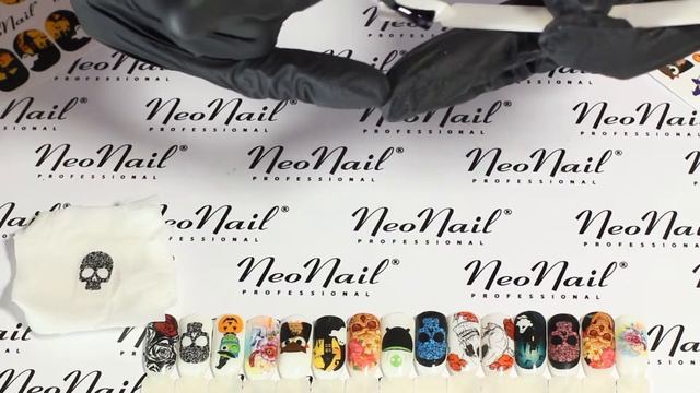 Мастер-класс: дизайн ногтей слайдерами  NeoNail на Хеллоуин смотреть онлайн