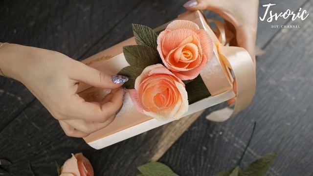 Paper bouquet / Букет из бумаги на 8 марта / DIY TSVORIC смотреть онлайн