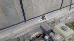 Чуть дымит мотоблок