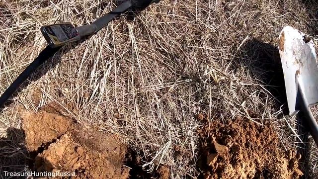 Коп 2019 - Сверху за мной следили с вертолёта, зачищаю поляну, щупом проткнул мину... смотреть онлайн