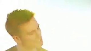 Люблю тебя, но тут же понимаю...песня про любовь