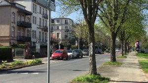 ГЕРМАНИЯ. БАД ХОМБУРГ, ГОРОД НЕДАЛЕКО ОТ ФРАНКФУРТА. ОСОБНЯКИ, ПАРК, УМИРОТВОРЕНИЕ...