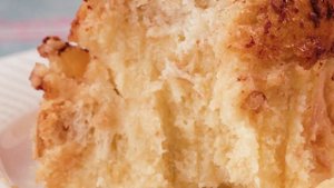Не выбрасывайте черствый хлеб! Посмотрите какой десерт можно из него приготовить!