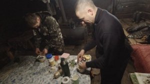 НОЧУЕМ В СОВХОЗНОЙ ИЗБЕ! ЗАЕЗД В ТАЙГУ НА СНЕГОХОДЕ / НА РЫБАЛКУ В ГЛУХОЗИМЬЕ / ЖИЗНЬ В ЛЕСУ.