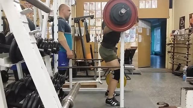 Присед 200кг. Пантелеев Алексей. Подготовка к ЧЕ СПР. смотреть онлайн