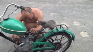 Первый раз вижу ЭТОТ МОПЕД вживую! ЗАВЁЛ, НАСТРОИЛ и ПОЕХАЛ на ретро дырчике РИГА!