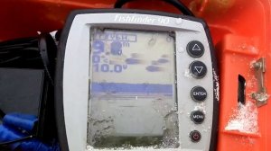 Работа эхолота Fishfinder90.
