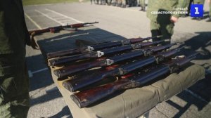 На Камчатке мобилизованным гражданам вручили боевое оружие