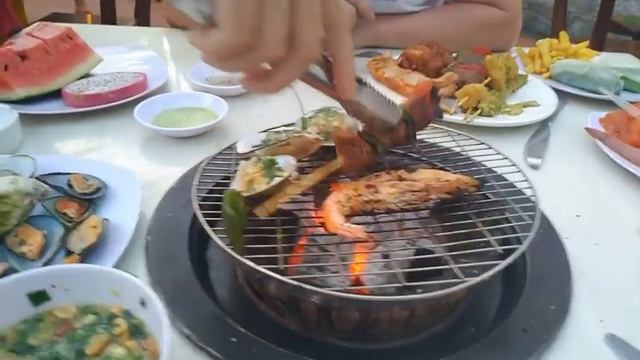 Вкусная страничка из Вьетнама. Ресторан буфет "ГРИЛЬ ГАРДЕН" Нячанг декабрь