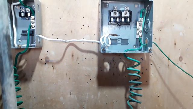 Como instalar ¡¡¡ CORRECTAMENTE !!! TIERRA FÍSICA en una vivienda, con 2 varillas COPPERWELD... смотреть онлайн