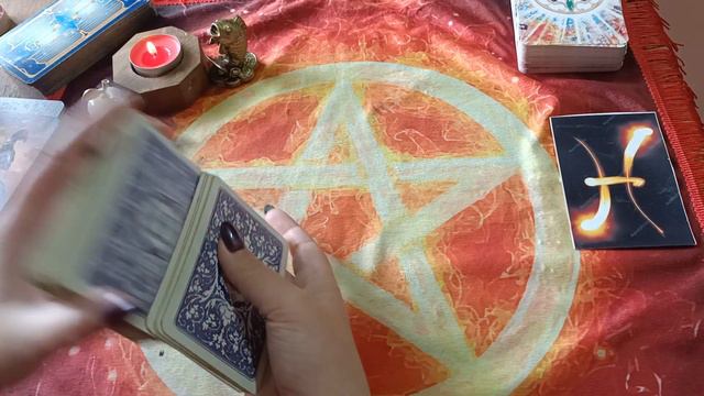 ♓ РЫБЫ. Основные задачи и возможности; События месяца; Энергии в сферах жизни; Сюрпризы месяца!