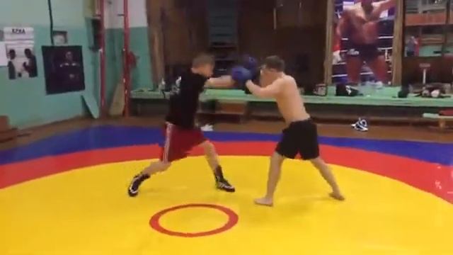 RomanovTeam!Mark Urvanov!!!Первоуральск-город бокса! смотреть онлайн