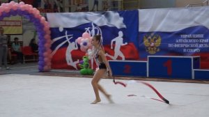 Аня Филипчук. Выступление с лентой.