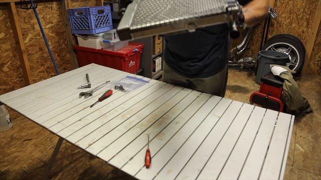 1987 Honda Magna - Radiator and Kickstand Assembly - Part 9 смотреть онлайн