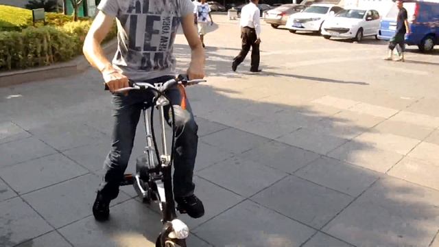 Складной мини электро велосипед. смотреть онлайн