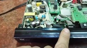 для начинающих электронщиков ремонт тюнера Gi s8120 не включаеться