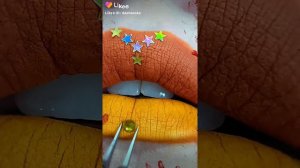 губы + страшная история