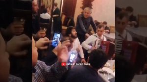 Каримулла в кругу друзей. Душевная даргинская песня 👍👍👍👏👏👏🔥🔥🔥