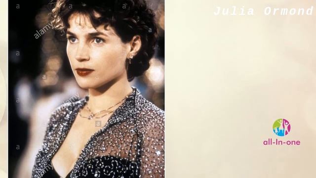 Julia Ormond - MiniBio (English)