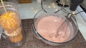 Новогодний десерт в бутылке с мандаринами