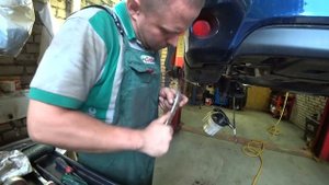 Corolla\Auris. Ремонт задних суппортов.
