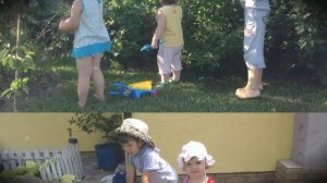 Летом на даче с внуками