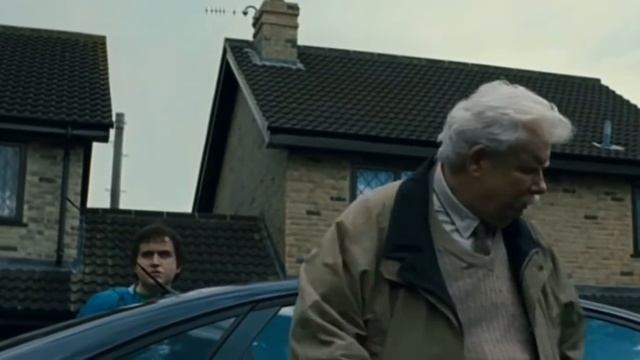 Extended Harry Potter And The Deathly Hallows Intro (With Dudley Redemption Scene)! смотреть онлайн