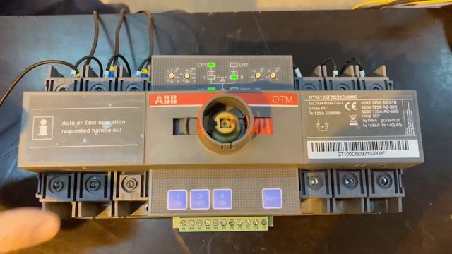 АВР на выключателе нагрузки ABB OTM номинальный ток 100А смотреть онлайн