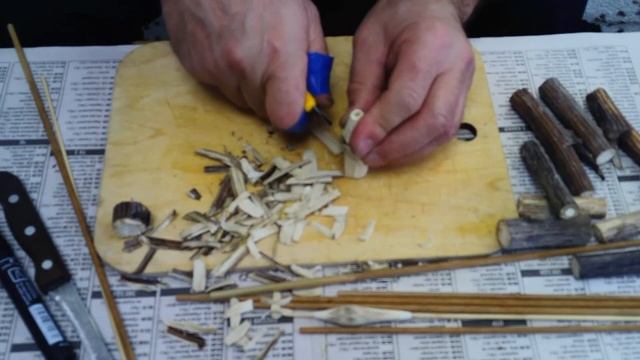 Самодельные поплавки для дальнего заброса из сердцевины репья. смотреть онлайн