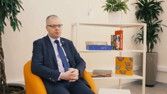 Интервью с Олегом Шибановым (РЭШ) об эндаументах