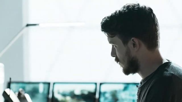 Квантовый кирпич(Досматриваем серик) смотреть онлайн