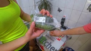 Приехала Бабушка в гости. Подарили Курточку :)