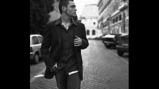 Tiziano Ferro Indietro Official Video
