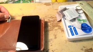 Как наклеить защитное стекло. Лучший способ.